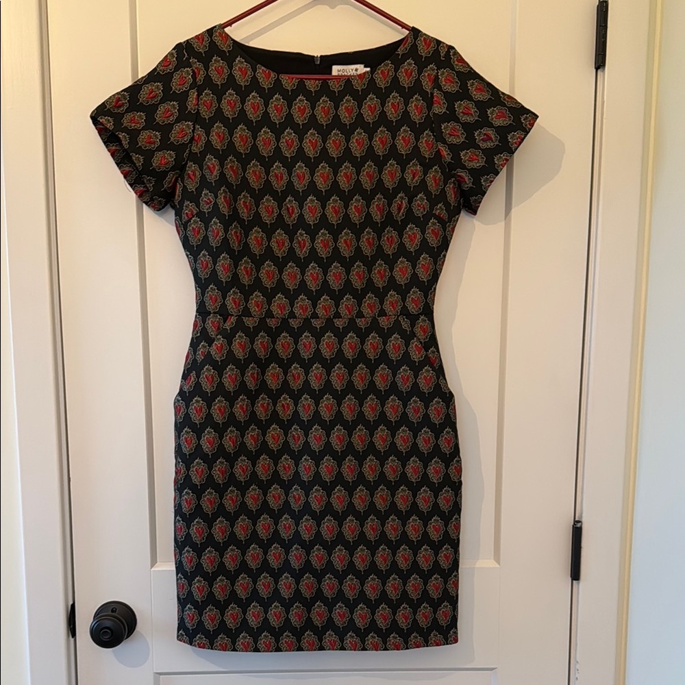 MOLLY BRACKEN Brocade retro  fully lined black red and gold short sleeve dress